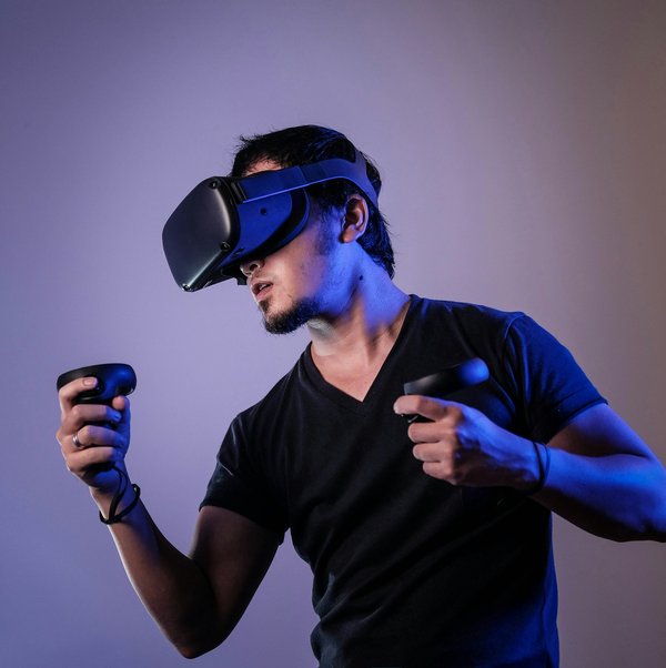 Exploring the Impact of Virtual Reality Therapy on Phantom Limb Pain Relief